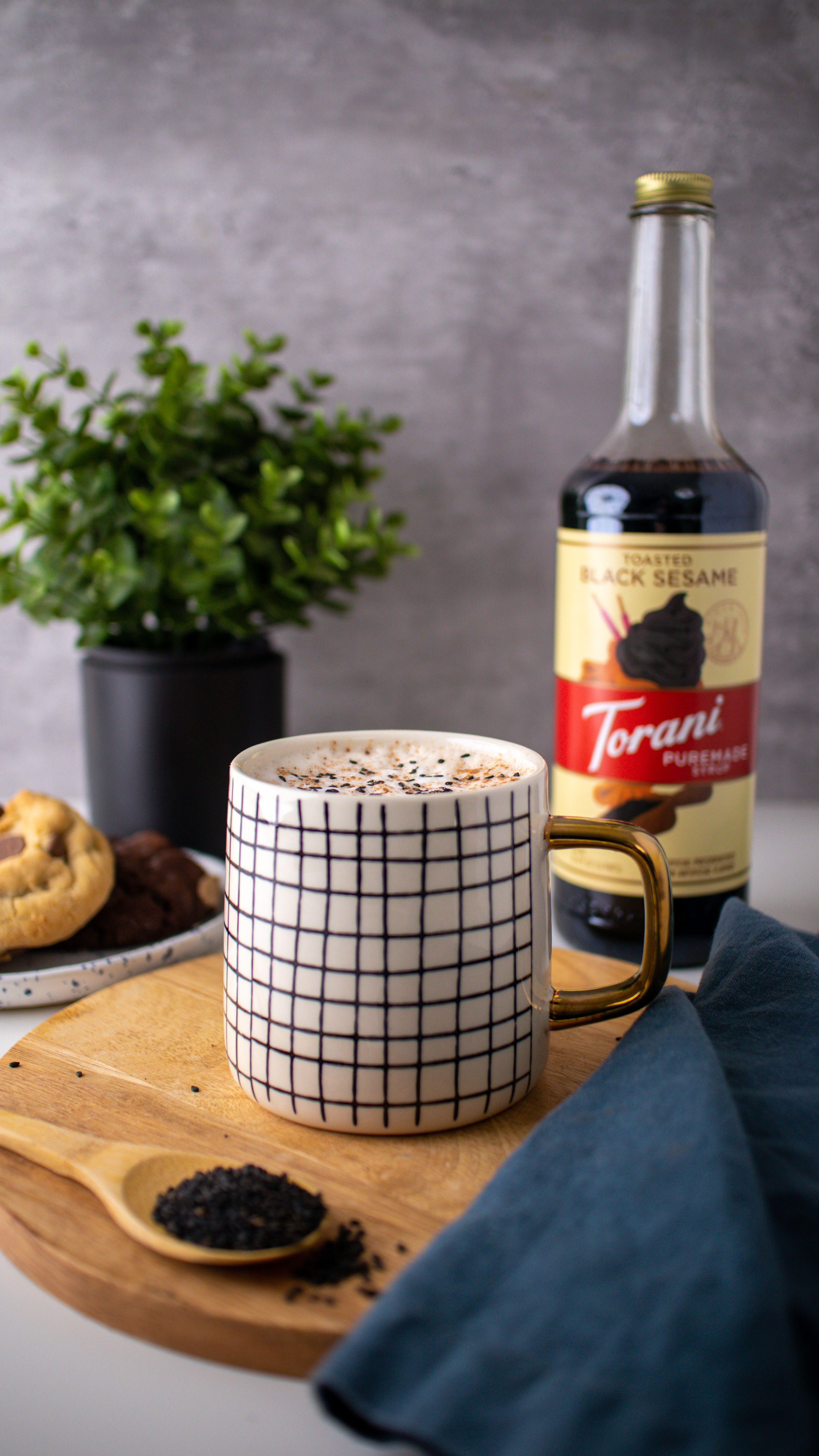 Toasted Black Sesame Chai Latte 